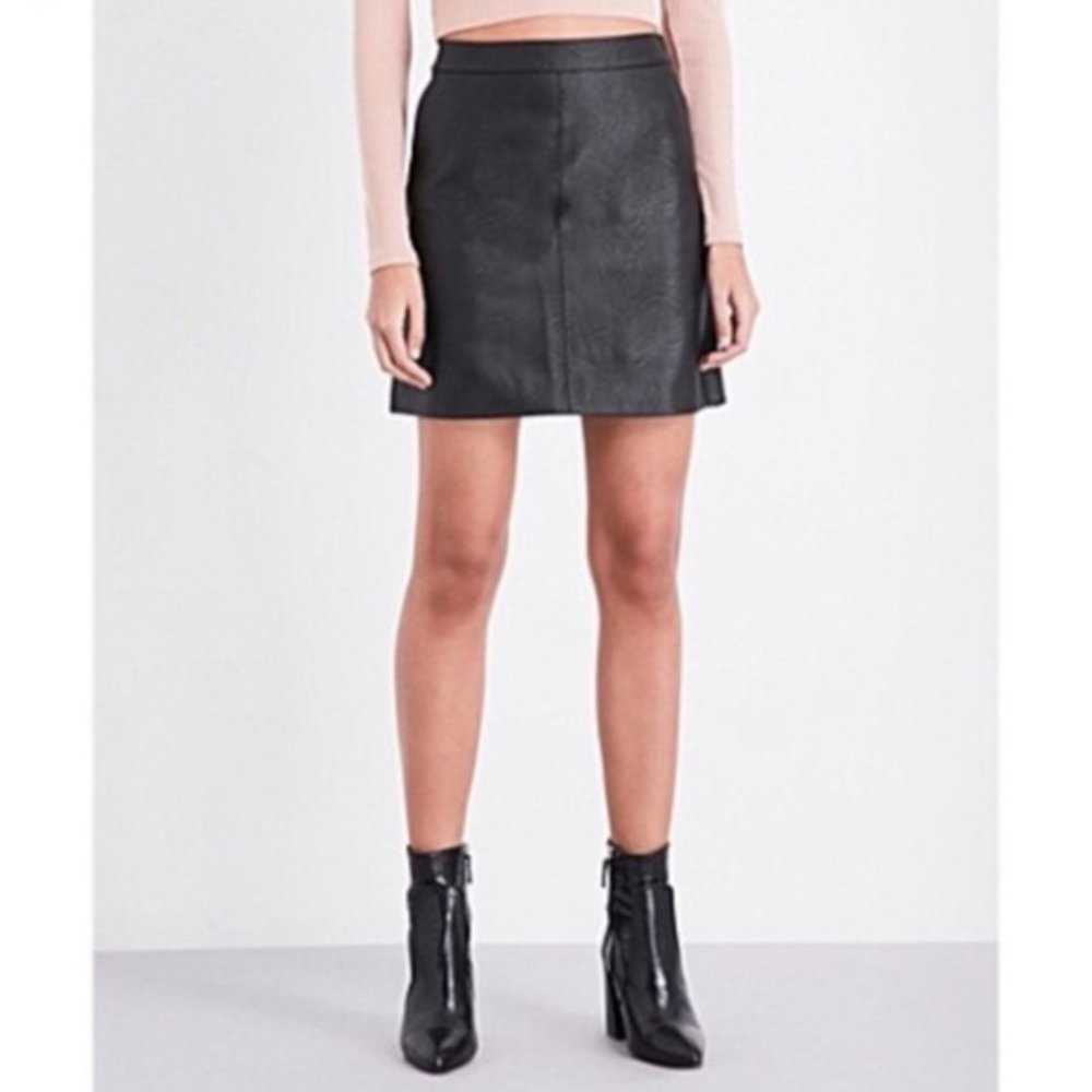 TOPSHOP Vegan Leather Mini Skirt - 6